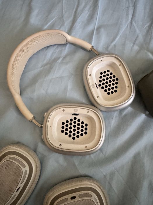 Airpods max 1 generation