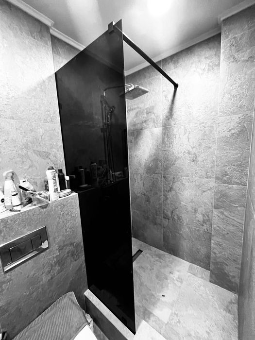 Душ, лофт, перила, зеркала