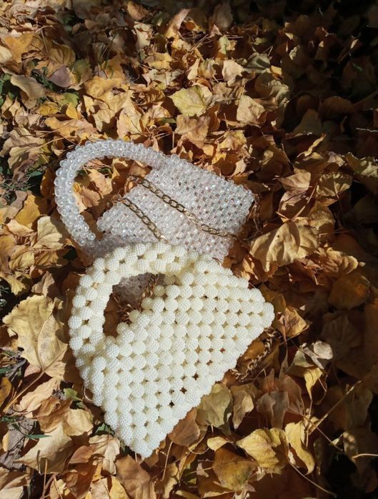 Sumkalar munchoqdan har hil uslubdagi va rangdagi Sovģa uchun 200ming