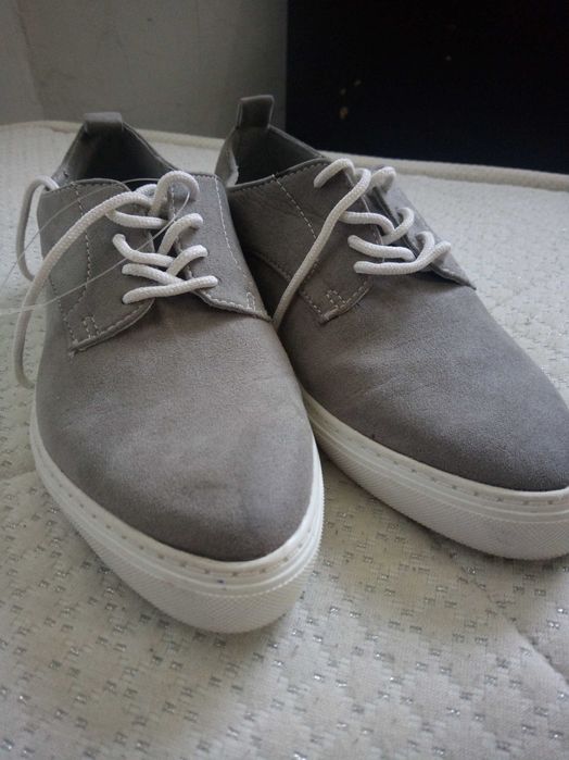 Нови дамски обувки