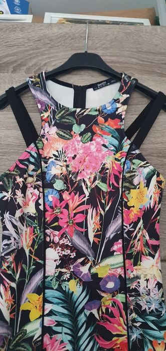 Къса рокля Berhska,елегантна рокля и  черни рокли H&M 2бр