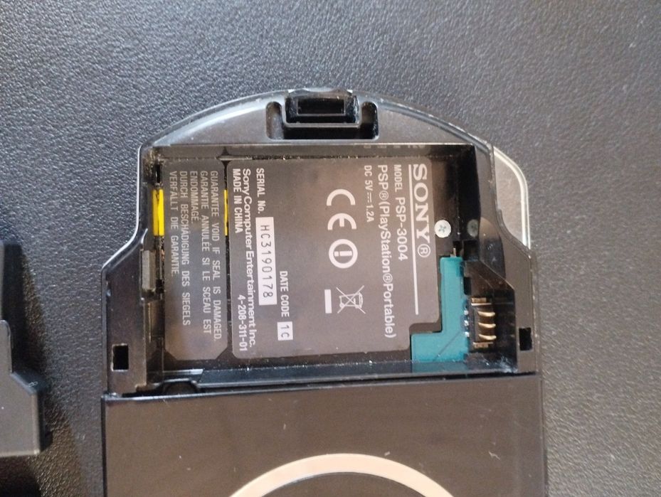 PSP3000 Срочно продам