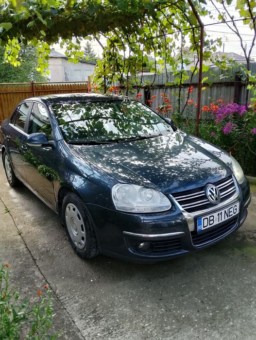 Volkswagen Jetta An 2007, foarte bine întreținută motor 1,9 Diesel preț 2500 euro negociabil nr.tf 0720397328