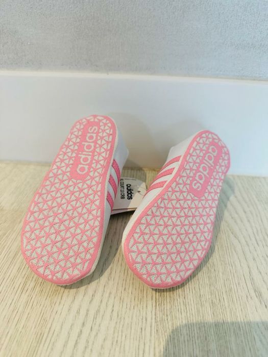 Adidasi ADIDAS mărime 21 NOI