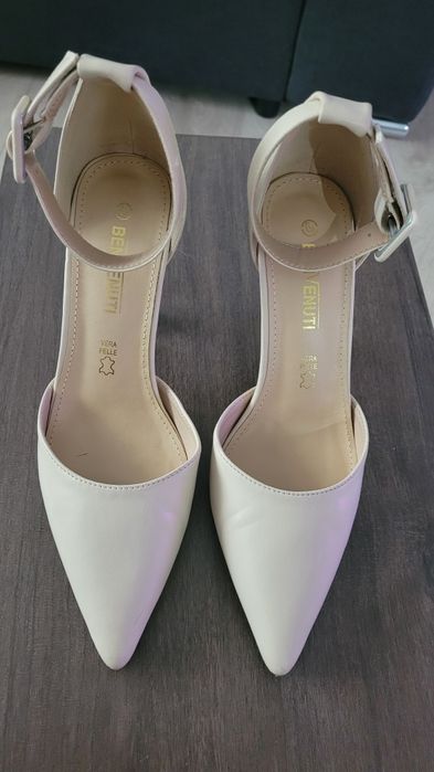 Pantofi stiletto Benvenutti