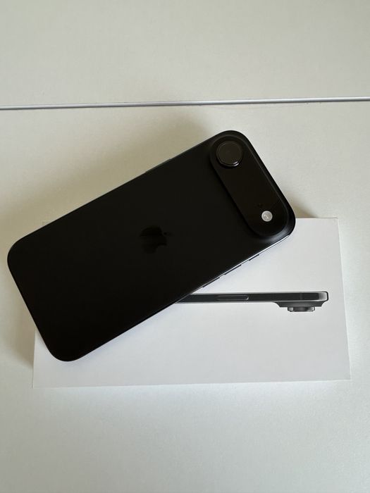 Продам Iphone 17 air