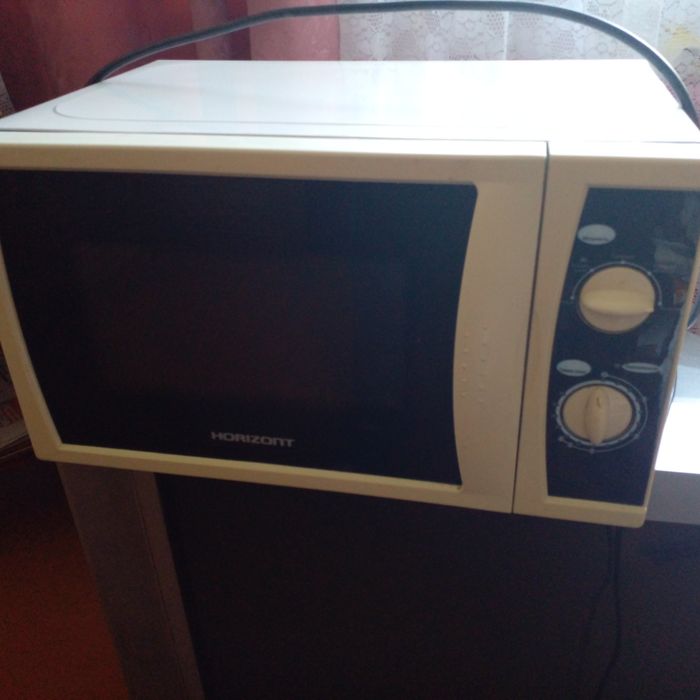 Продам микроволновую печь