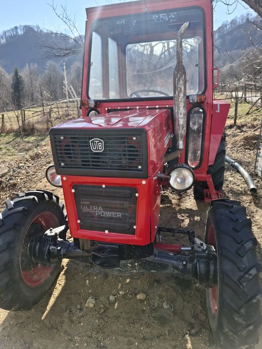 Vițea și tractor de vanzare