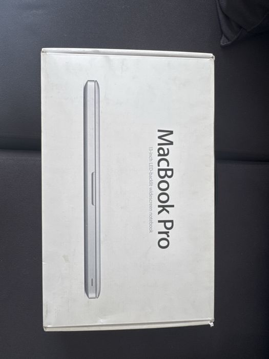 MacBook 2012 Pro, в подарок чехол!