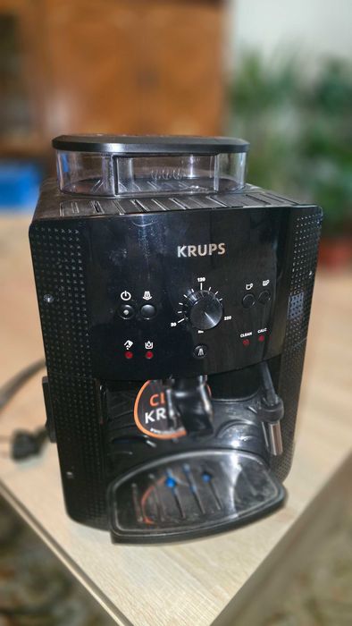 Espressor automat Krups Espresseria Automatic EA81