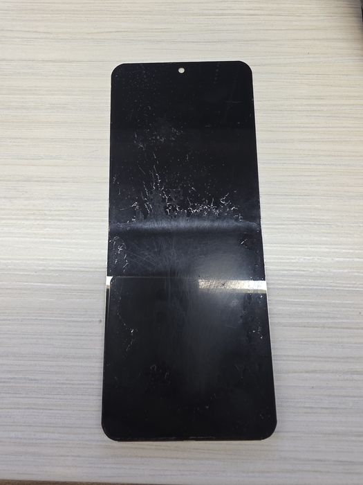 LCD дисплей Samsung Flip 3