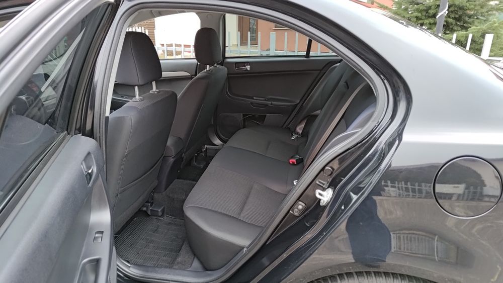 Mitsubishi Lancer 1.6 Benzina 2015