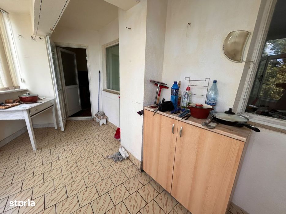 Etaj 2 - Apartament 3 camere 96mp, zona Calarasilor.