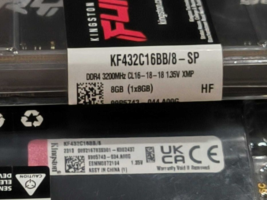 DDR-4 8 GB 3200 MHz Kingston Fury Beast RGB