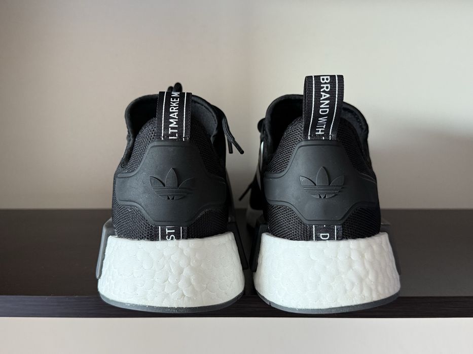 ADIDAS NMD_R1 PRIMEBLUE 45номер 29см Стелка Нови с Кутия