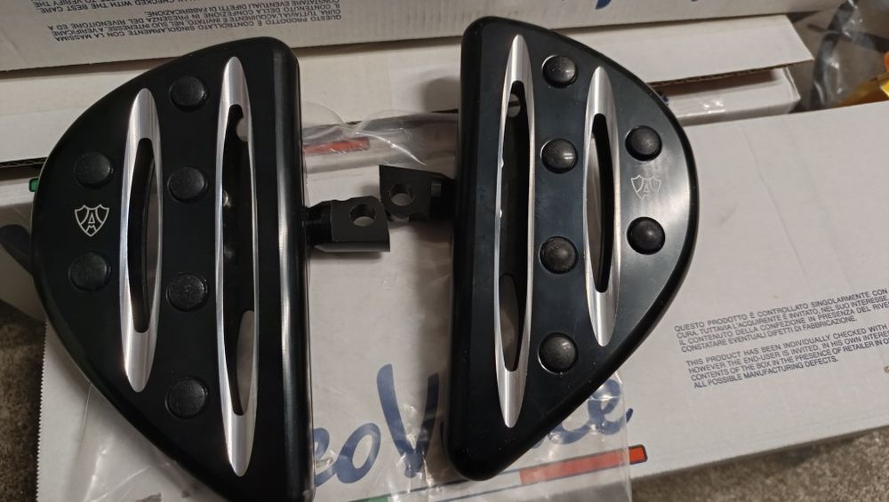 Suport (footboard)moto Arlen Ness