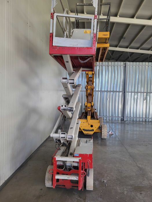 Ножична вишка 8м JLG 1932es