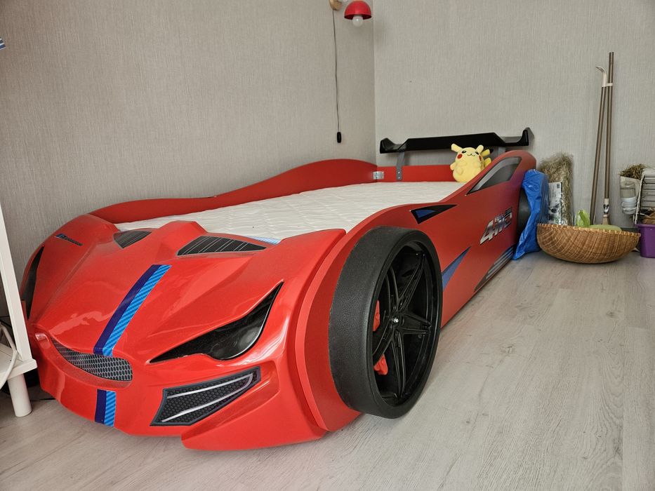 GT-1 легло кола червена