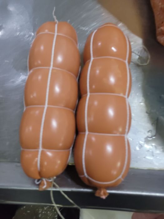 Оболочка, obolochka  kalbasa va sir mahsulotlari uchun qobiq.