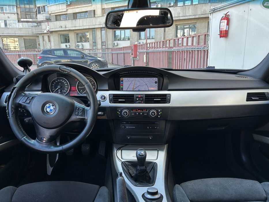 BMW E91  320 i M pachet