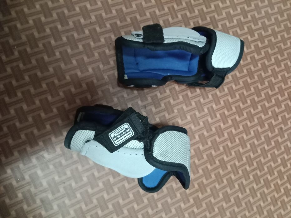 Хоккейные шорты .