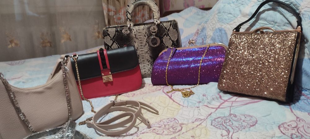 Продам новые клатчи,сумкиПочти даром!