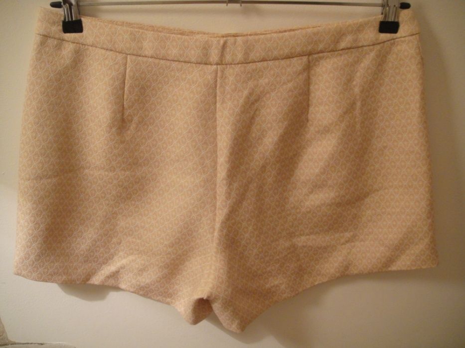 Pantaloni scurti Axel,marimea XL,merg L,ca noi