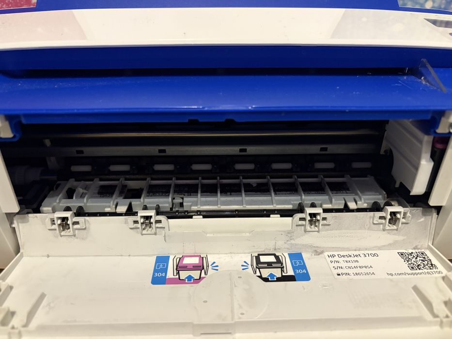 Vand imprimanta hp 3760