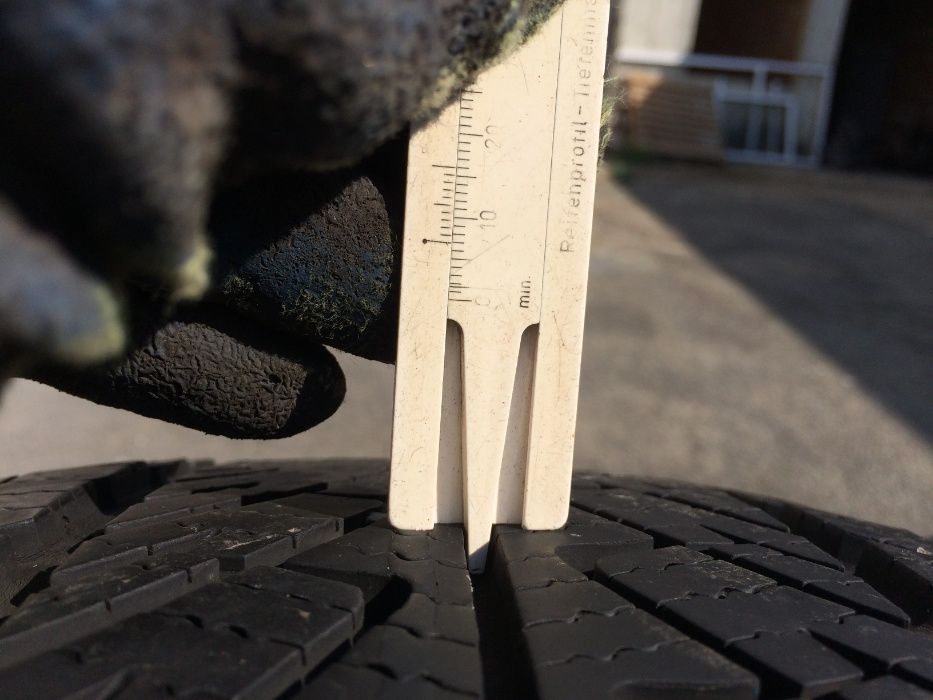 225/55/17 Гудиър ДОТ 2013 г - 6,9 мм