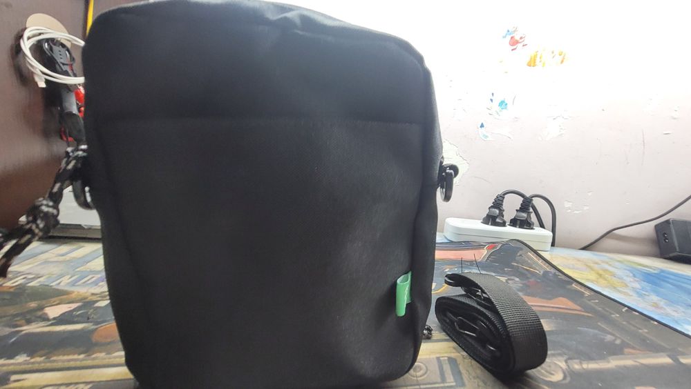 Барсетка the north face