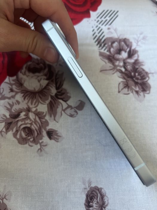 Iphone 15. Голубой. 128 гб.