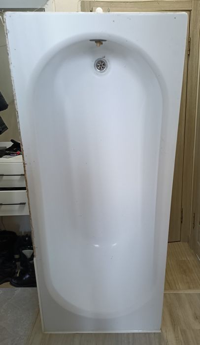 Срочно Продаю ванна акрил