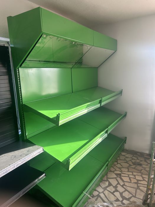 Rafturi magazin! 350 lei m/l