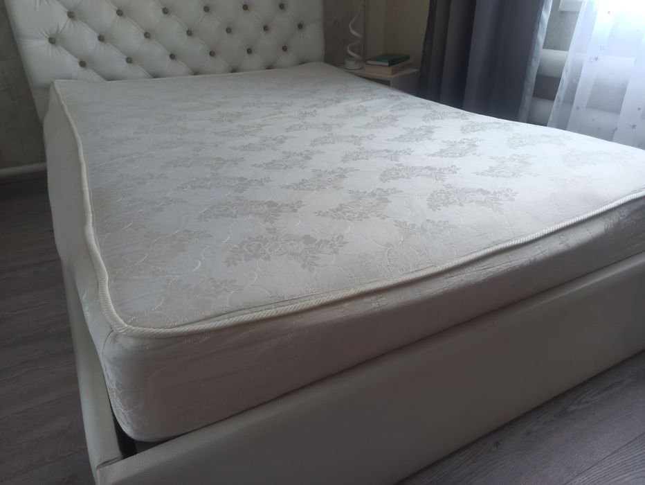 Матрас на двуспалку