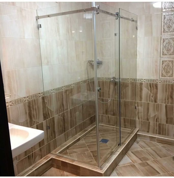 Dush kabina, Душевая кабина, под заказ из 10мм стекла.