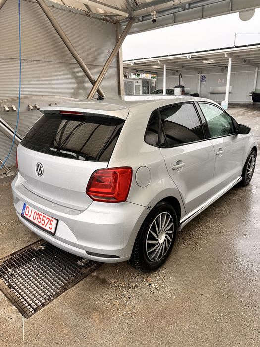 Volkswagen polo 6r 2015