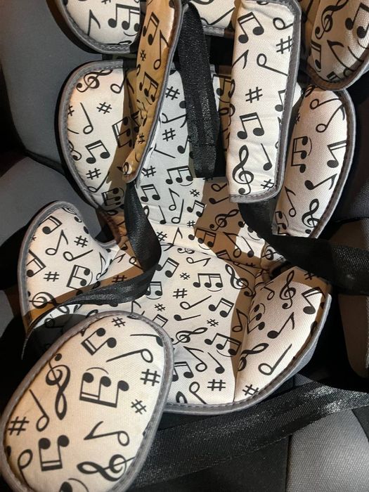 Продам автокресло