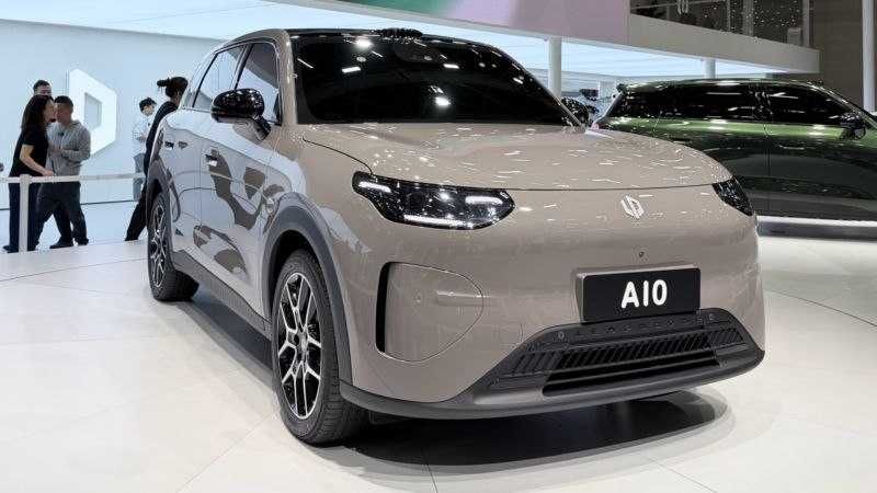 Leapmotor A10 naqt va nasiya