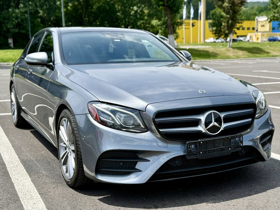 Mercedes E 300 4 Matic Pachet AMG - 250 Cp