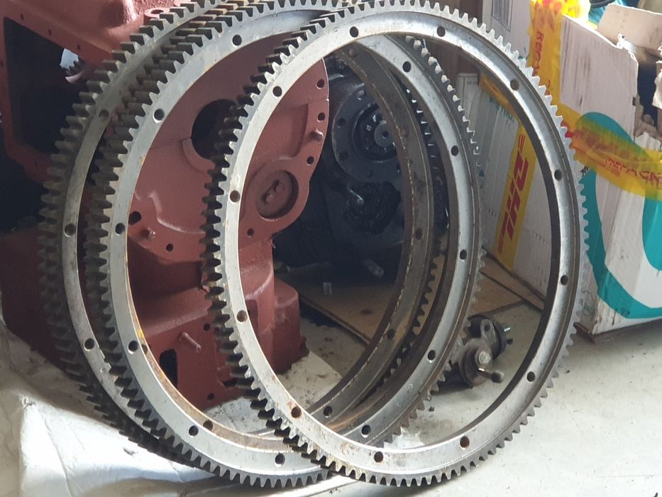 Coroana pornire Z115 cu guler