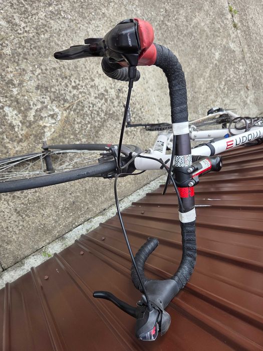 Bicicleta Cursiera B'TWIN Triban 3, Marime M 54,  3x7 viteze + Anvelope si Husa Protectie