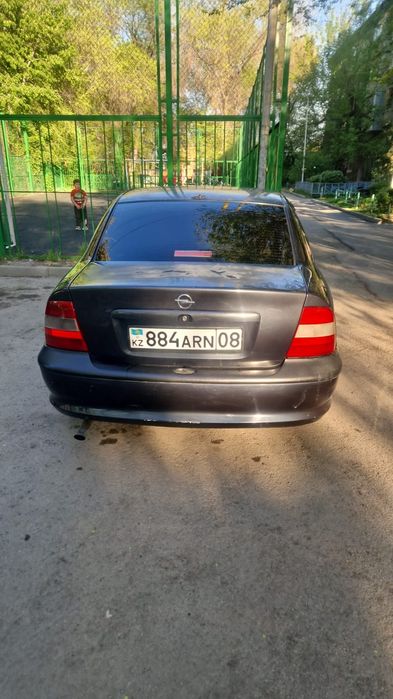 Опель вектра 96 года