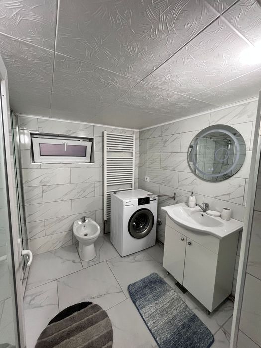 Vând casă  utilata