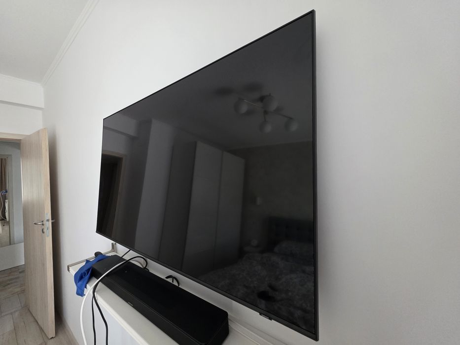 Televizor QLED Samsung 50Q60B 125cm, defect - scurtcircuit panou