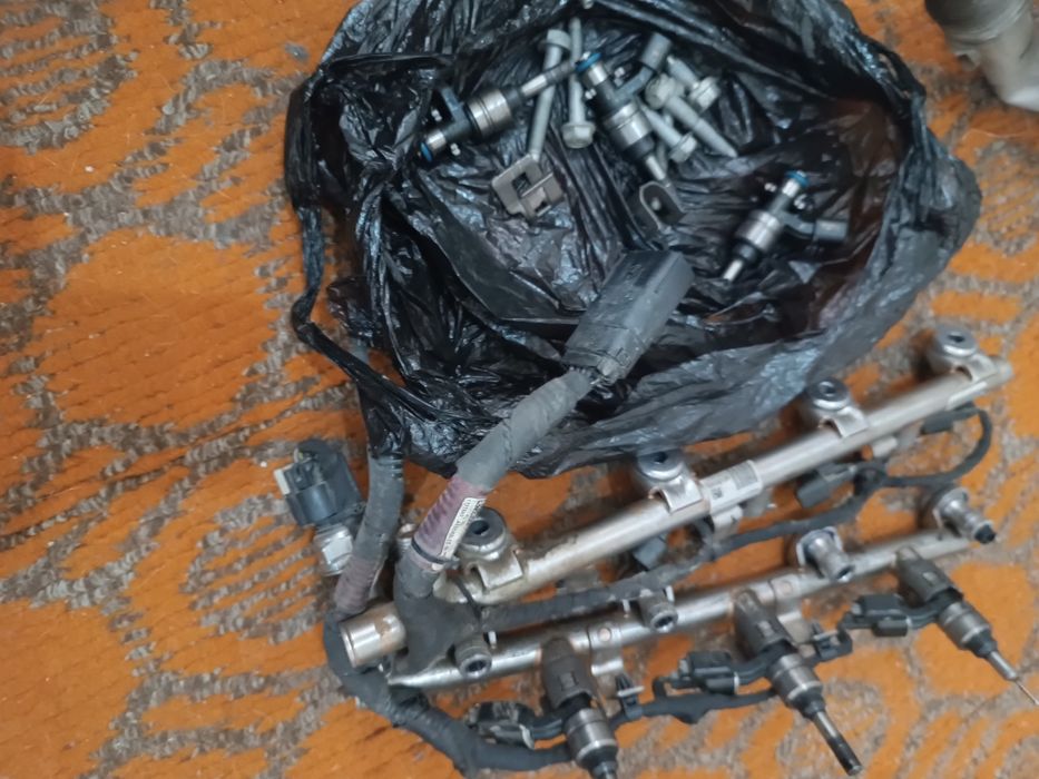 Продаю некоторые запчасти от автомобиля Captiva