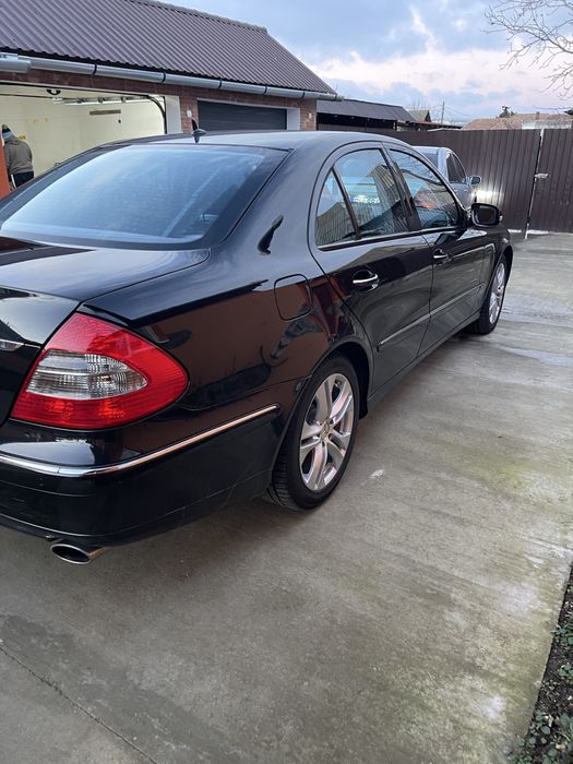 Mercedes Benz E350CGi Sport Pachet