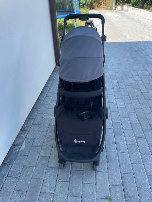 Лятна количка Ergobaby Metro+