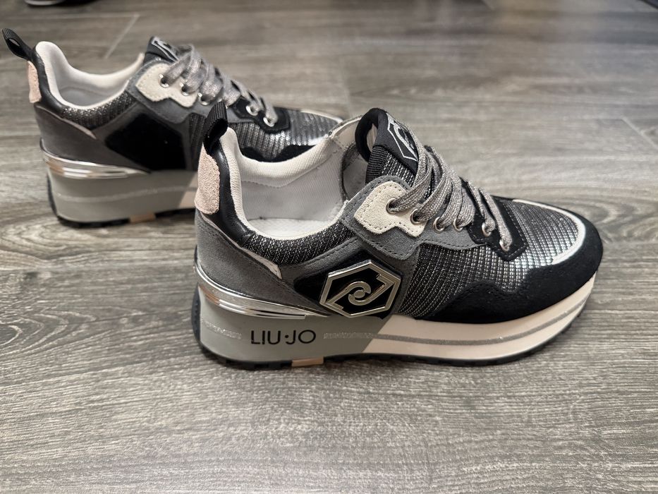 Обувки / маратонки Liu Jo N36