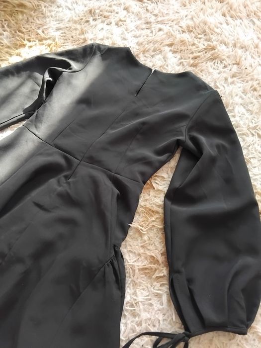 платье чёрное на девушку