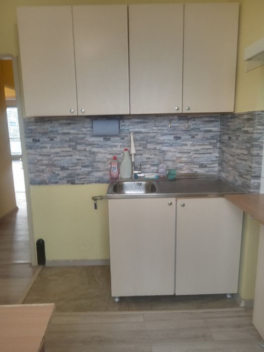 Давам под наем двустаен апартамент